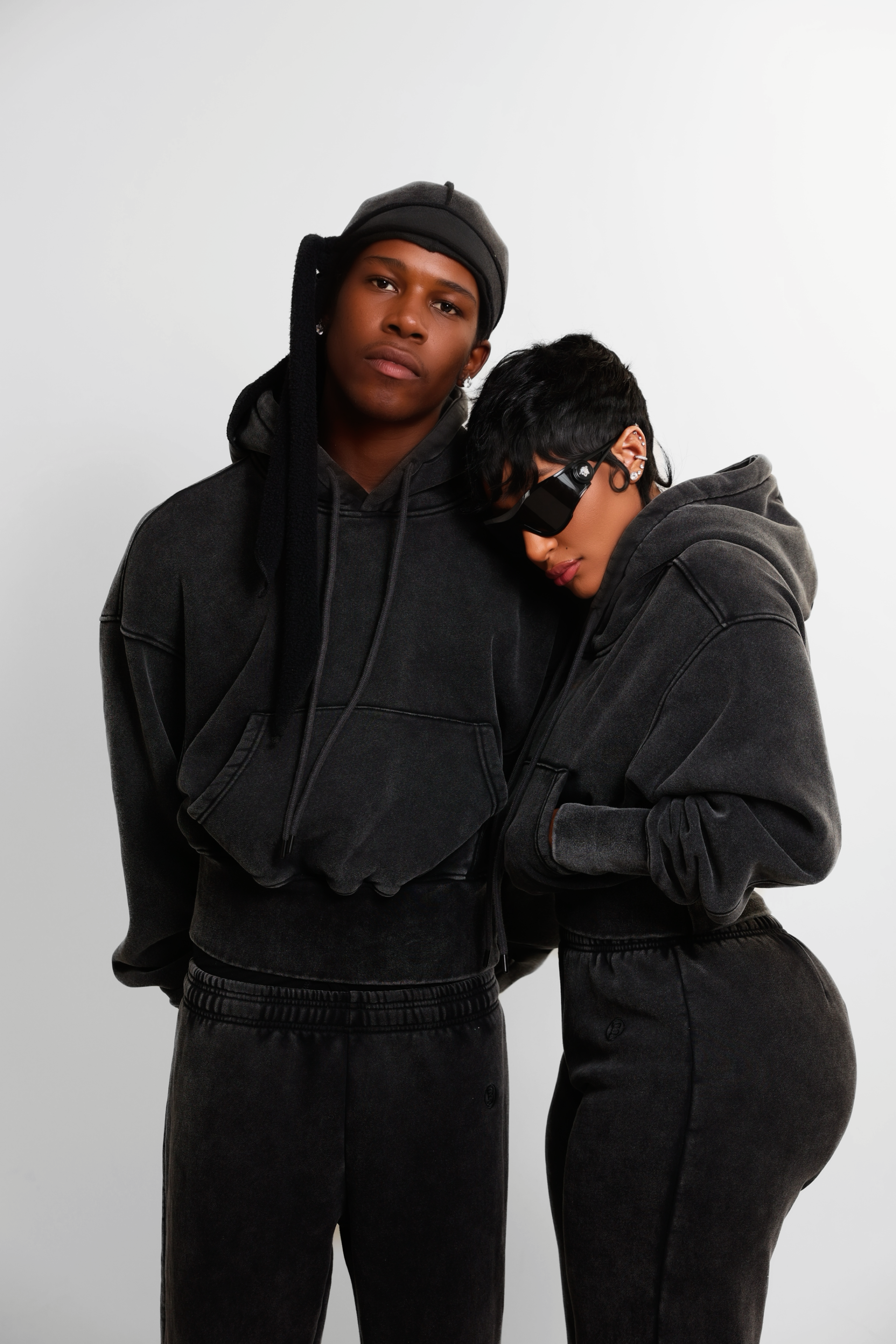 Noir Hoodie