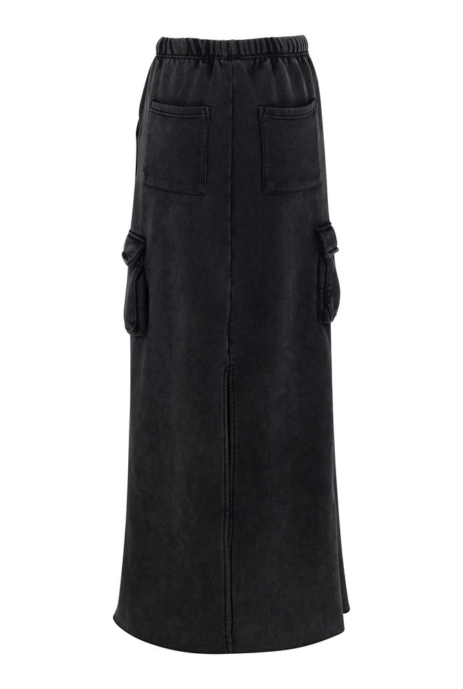 Noir Cargo Skirt back