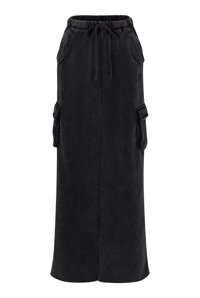 Noir Cargo Skirt front